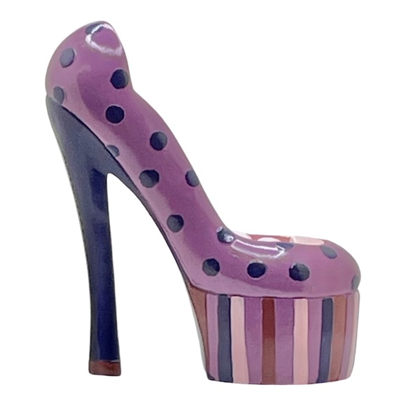 SOLD - Picture 5 of 6